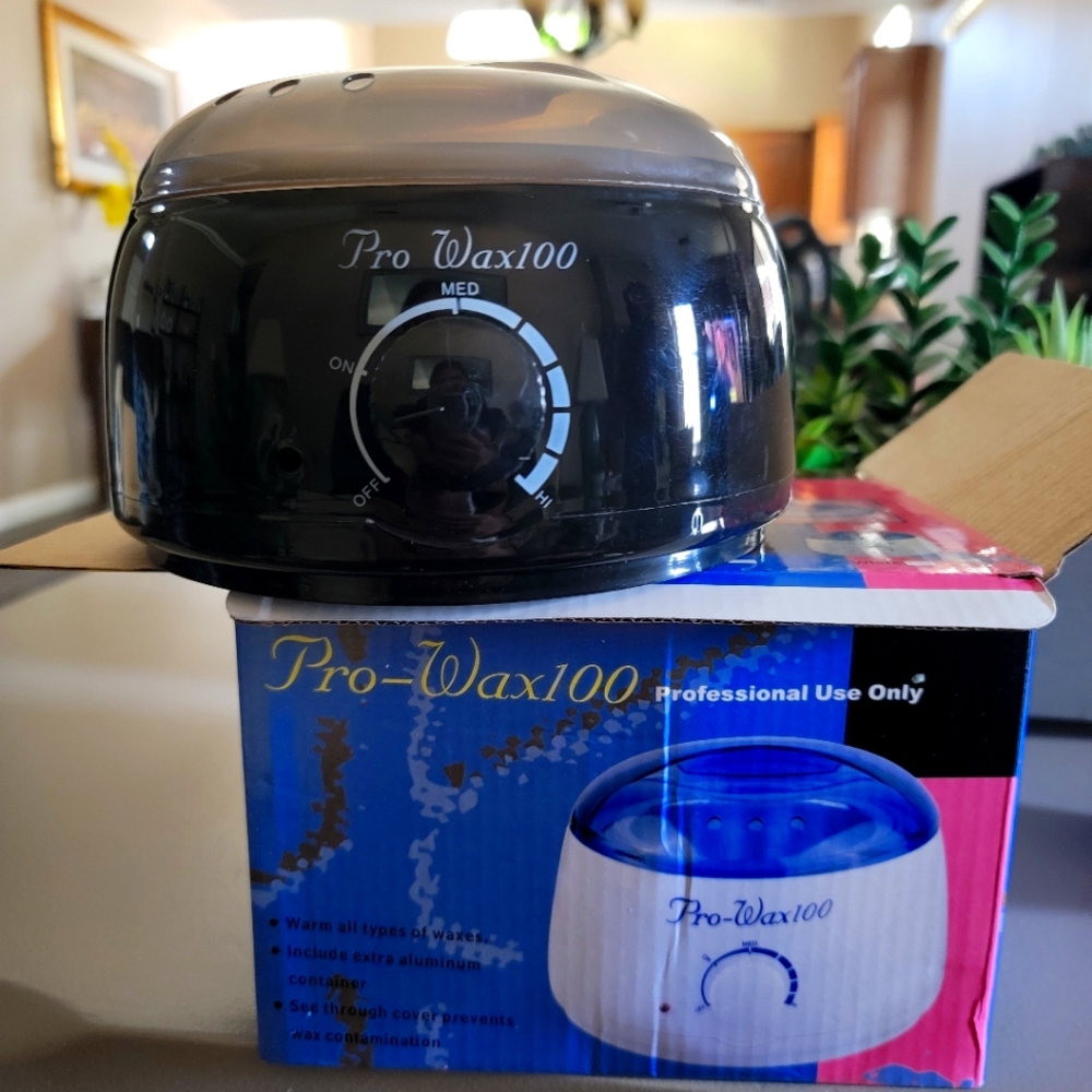Wax warmer kit with beans